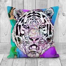 Load image into Gallery viewer, Cushion Tiger Pink